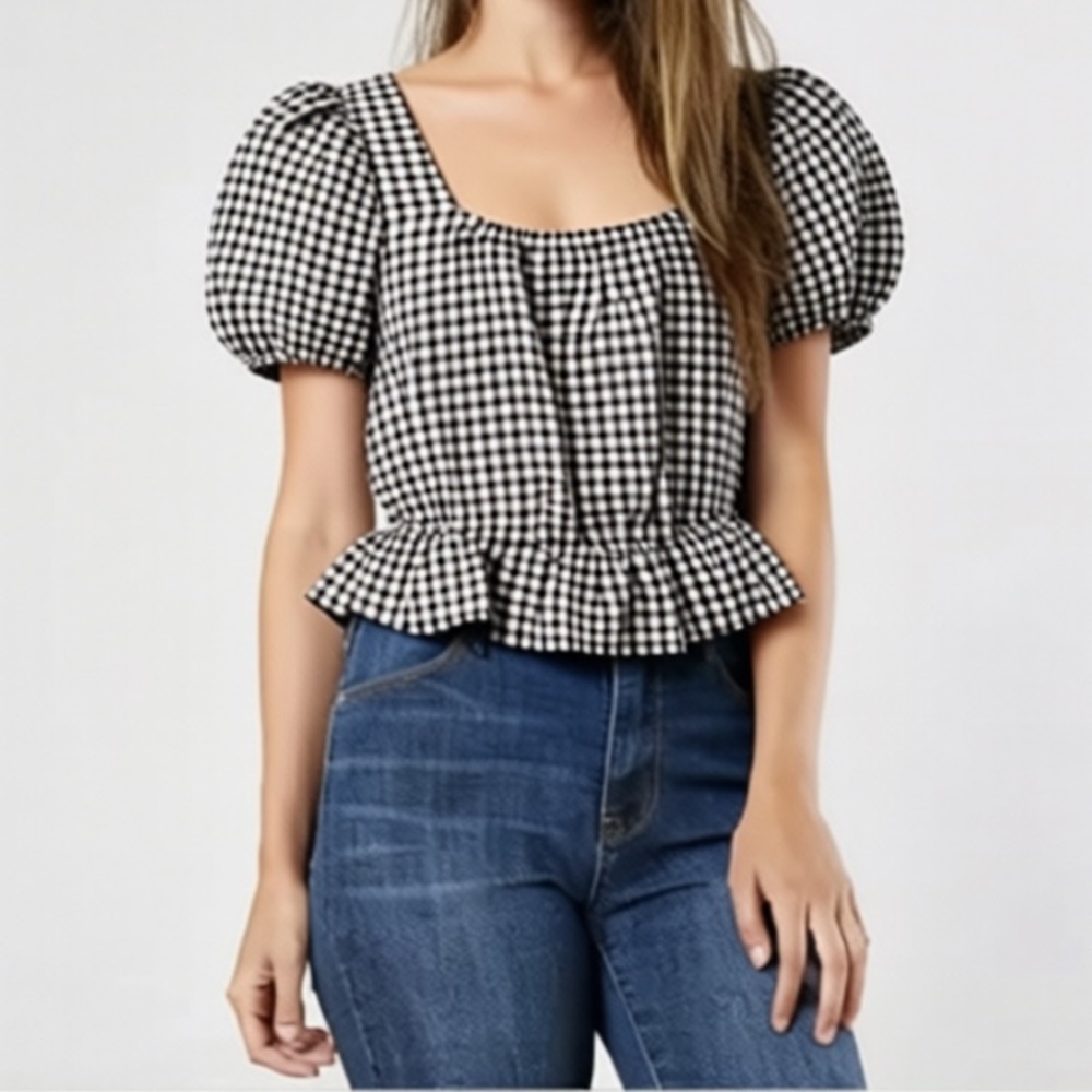 EYESHADOW Black & White Gingham Puff Sleeve Crop Top